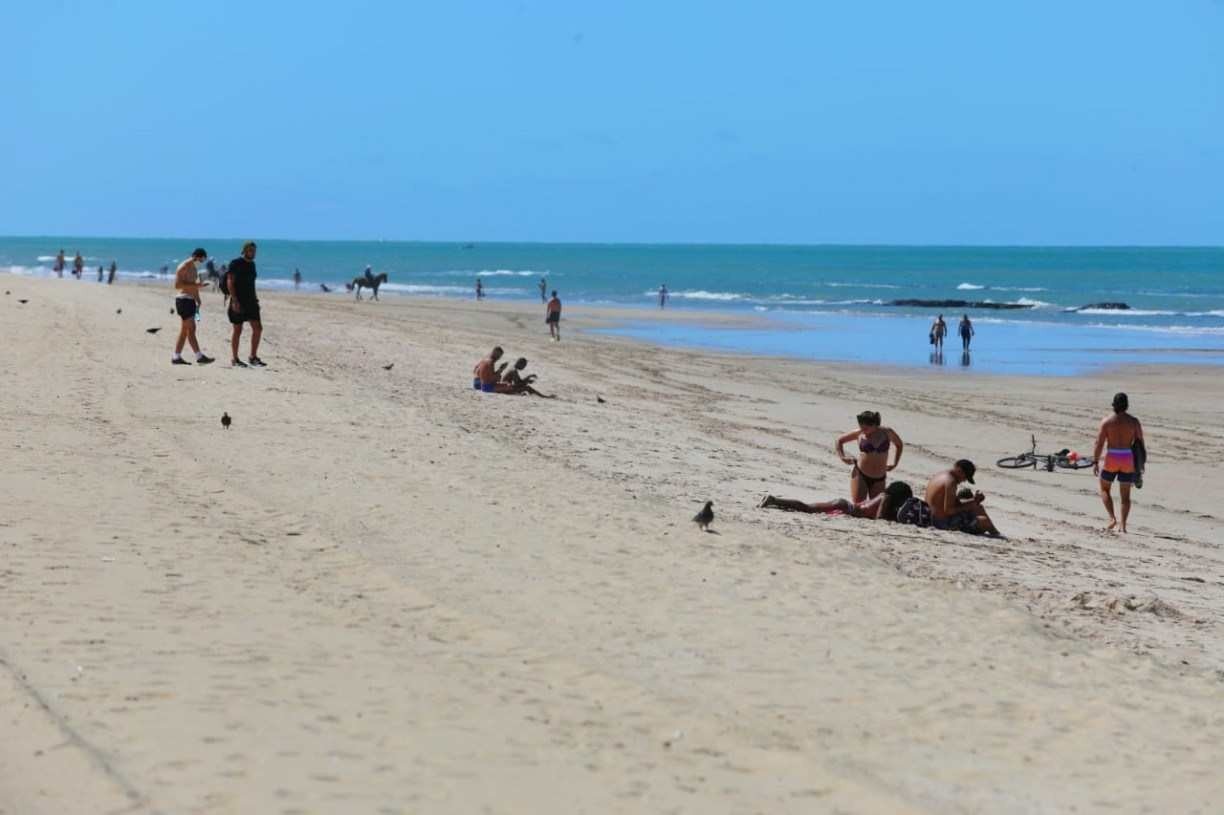 Praias estão abertas? E os bares? Veja o que pode funcionar em Pernambuco neste domingo (20)
