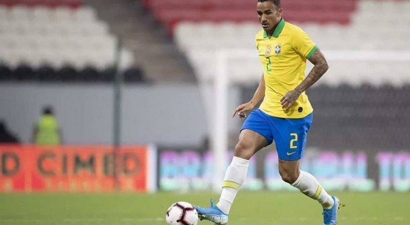 QUER JOGAR Danilo espera que Tite n&atilde;o fa&ccedil;a rod&iacute;zio na lateral direita diante do Peru, j&aacute; que espera se firmar como titular da sele&ccedil;&atilde;o 

