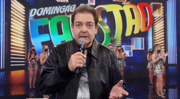 Sem saber, Fausto Silva fez o &uacute;ltimo Doming&atilde;o em 6 de junho na TV Globo