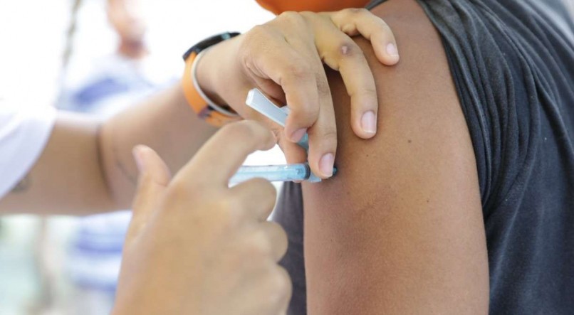 IMUNIZAÇÃO Pessoas em situação de rua são vacinadas com a Janssen