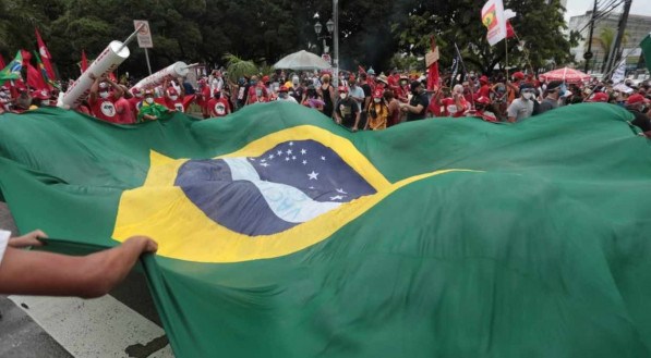 Ato contra Bolsonaro no Recife no dia 19 de junho de 2021
