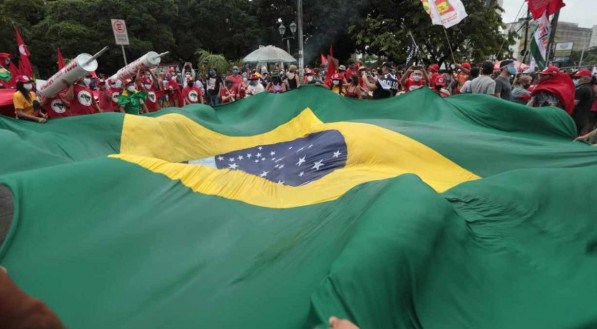 Ato contra Bolsonaro no Recife no dia 19 de junho de 2021