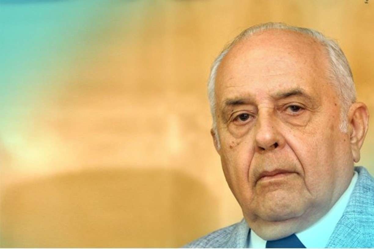 O atual José Cavalcanti Neves, ex-presidente da OAB-PE