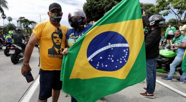 Motociata de apoio a Bolsonaro no Recife (20/06)