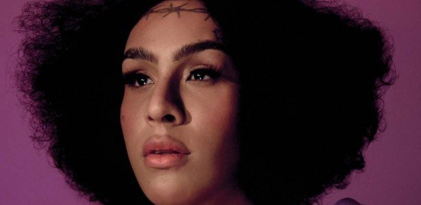 BBB 22: cantora transsexual está confinada para o reality, diz site - JC Online
