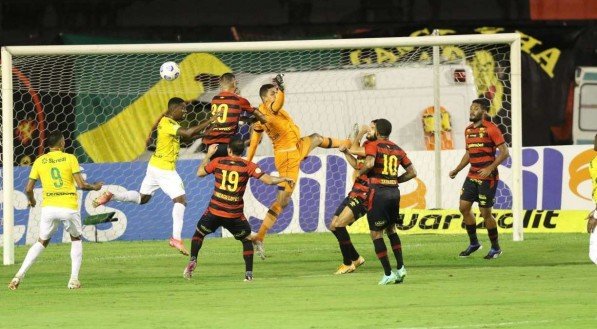 Confira as escalações de Santos x Sport e a transmissão da Rádio Jornal