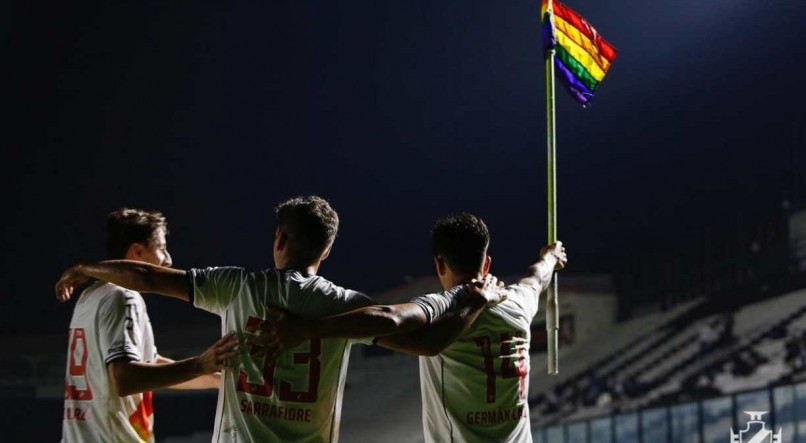 O Vasco publicou um manifesto em apoio ao movimento LGBTQIA+ nas redes sociais