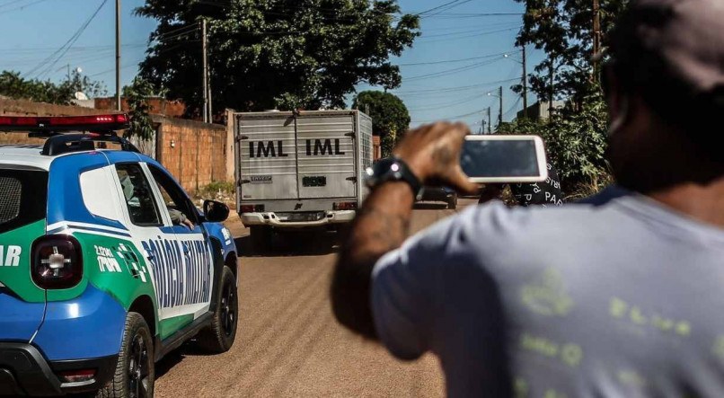 Instituto Médico Legal (IML) transportando o corpo de Lázaro Barbosa, na saída do Hospital Municipal de Bom Jesus, no município de Águas Lindas, em Goiás. Segunda-feira: 28/06/2021


