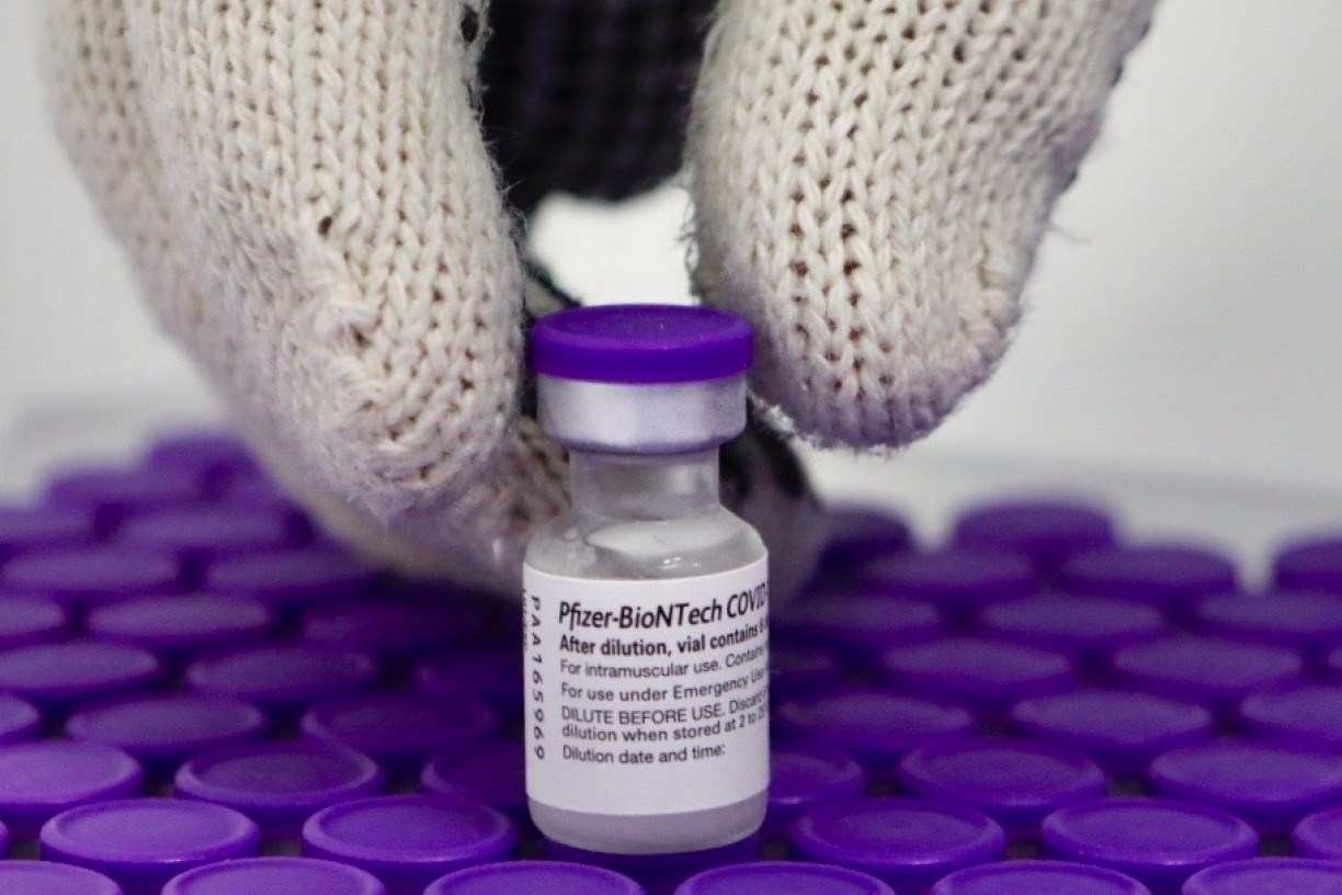 Pfizer: lote com 45.630 doses contra covid-19 chega a Pernambuco e deve ser usado para iniciar esquema vacinal