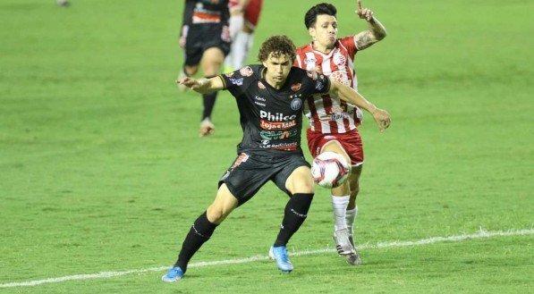 Lances do jogo de futebol N&aacute;utico X Oper&aacute;rio, v&aacute;lido pelo Brasileir&atilde;o da S&eacute;rie B, no Est&aacute;dio dos Aflitos.