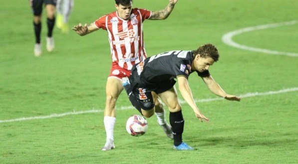 Lances do jogo de futebol N&aacute;utico X Oper&aacute;rio, v&aacute;lido pelo Brasileir&atilde;o da S&eacute;rie B, no Est&aacute;dio dos Aflitos.