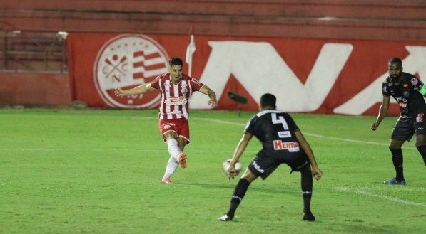 Lances do jogo de futebol N&aacute;utico X Oper&aacute;rio, v&aacute;lido pelo Brasileir&atilde;o da S&eacute;rie B, no Est&aacute;dio dos Aflitos.