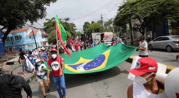 Protesto contra Bolsonaro no Recife
