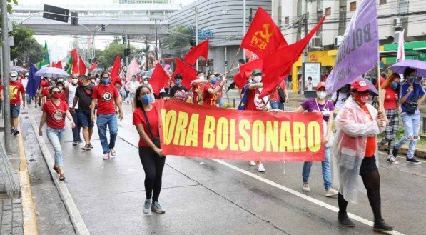 Protesto contra Bolsonaro no Recife