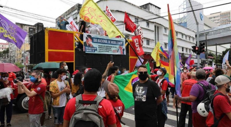 Protesto contra Bolsonaro no Recife