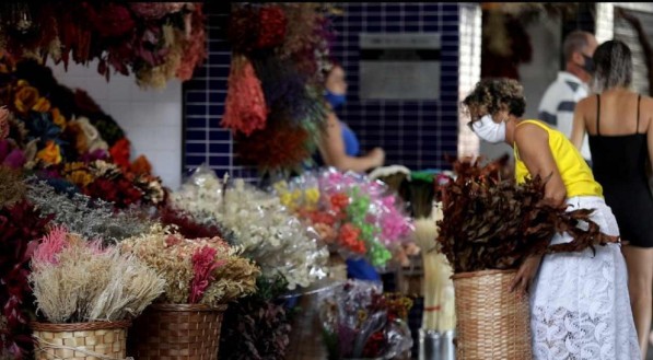 Mercado das Flores no Cais de Santa Rita.


