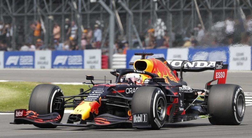 Verstappen foi o mais r&aacute;pido no come&ccedil;o nos treinos para GP de Silverstone