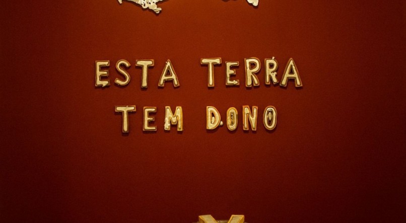 PENSAMENTO Pesquisa da artista p&otilde;e em evid&ecirc;ncia as marcas das desigualdades no  Brasil