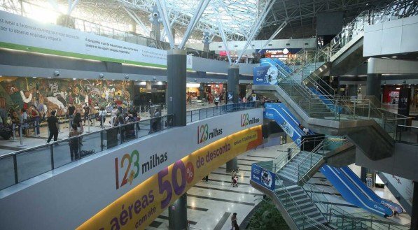 No Nordeste, o aumento das rotas entre a capital federal e Pernambuco (+44%) é destaque