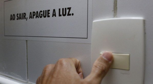 Deputados querem reduzir aumentos, mas Pernambuco é "sócio" da distribuidora. Arrecada 25% do faturamento