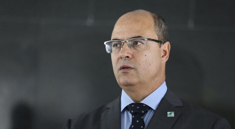 O governador do Rio de Janeiro, Wilson Witzel, fala à imprensa após reunião com o presidente da República, Jair Bolsonaro, no  Palácio do Planalto.