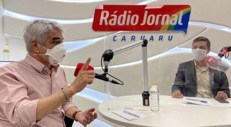 O senador pernambucano participou de entrevista na R&aacute;dio Jornal Caruaru, nesta sexta-feira (23)