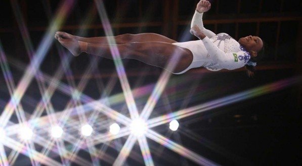 Hoje uma inspiração, medalhista Rebeca Andrade já foi uma promessa na ginástica; veja vídeo