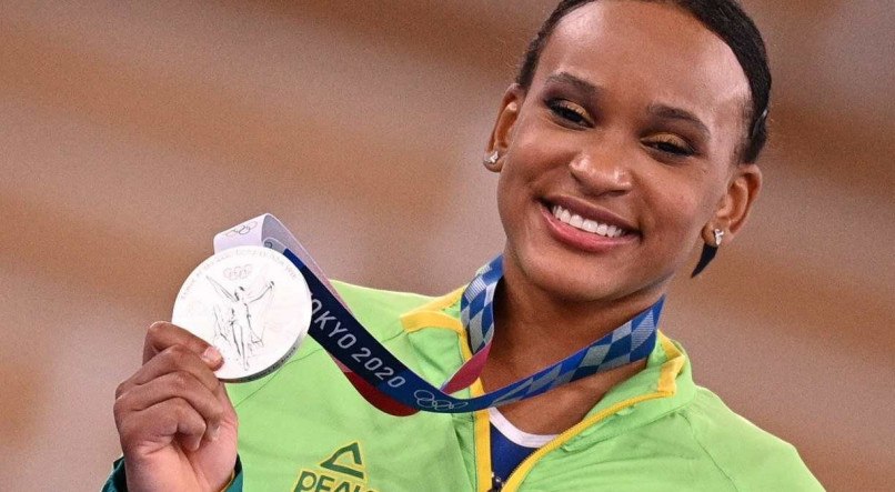 &Aacute;PICE Rebeca conquistou a 1&ordf; medalha para gin&aacute;stica feminina do Brasil