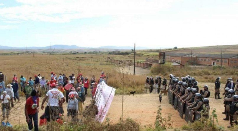 Proibi&ccedil;&atilde;o de desocupa&ccedil;&otilde;es limitava-se a im&oacute;veis urbanos