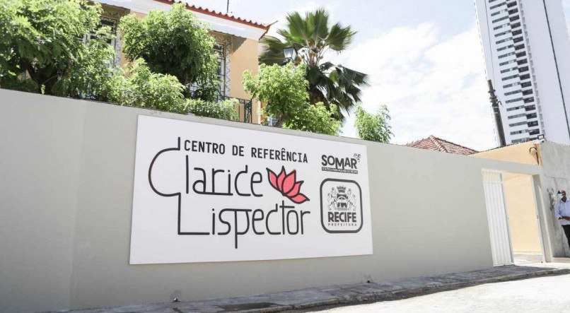 O Centro de Referência Clarice Lispector passa a funcionar na Rua Doutor Silva Ferreira, 122, no bairro de Santo Amaro