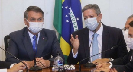 A Medida Provisória foi entregue por Bolsonaro a Arthur Lira