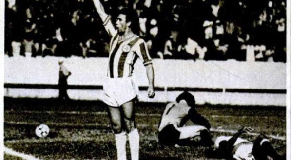 Ídolo alvirrubro nos anos 80 lança livro sobre sua história na sede do Náutico