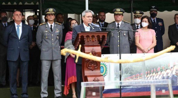 Braga Netto: Forças Armadas são protagonistas sob autoridade do presidente