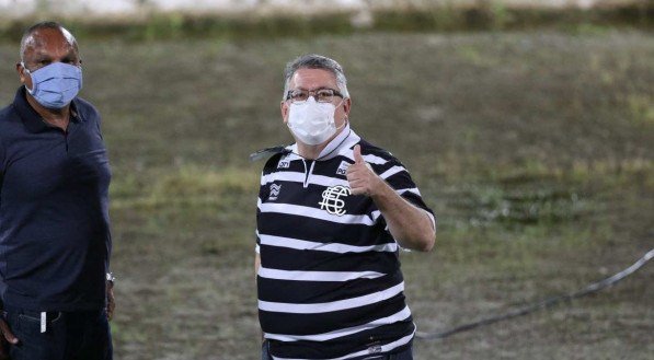 Joaquim Bezerra, Presidente do Santa Cruz. Lances do jogo de futebol Santa Cruz X Ferroviário, válido pelo Brasileirão da Série C, no Estádio do Arruda.