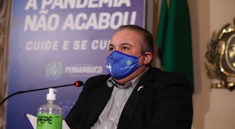 REFORÇO Longo pede que pernambucanos completem o esquema vacinal