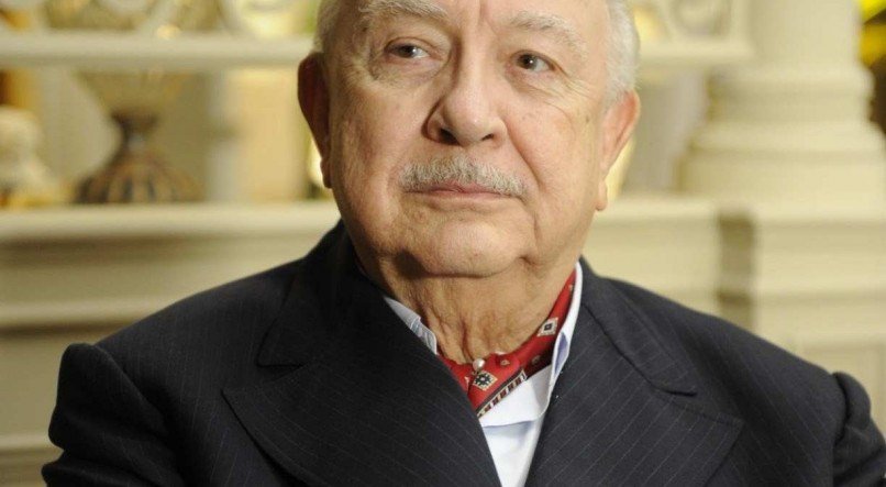 Mamberti tem 82 anos