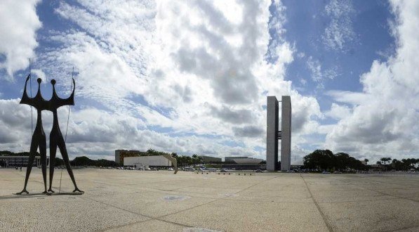 Pra&ccedil;a dos Tr&ecirc;s Poderes, em Bras&iacute;lia