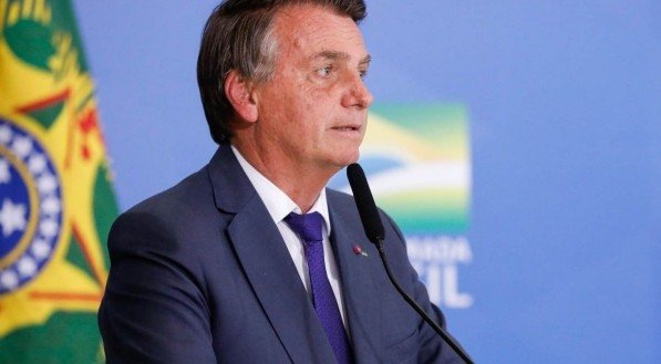Bolsonaro vai de motociata a encontro com empresário em dois dias em Pernambuco