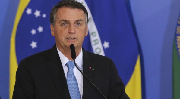 O Projeto de Decreto Legislativo que concederia o título de cidadão vitoriense ao presidente Bolsonaro foi rejeitado pela maioria dos vereadores