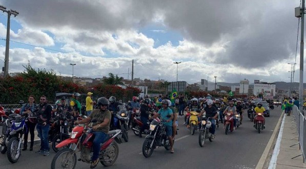 Apoiadores de Bolsonaro em Santa Cruz do Capibaribe