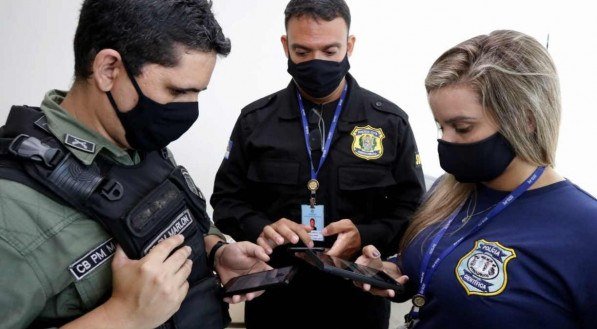 Em Pernambuco, nova tecnologia ajuda Polícia Militar a registrar ocorrências de crimes