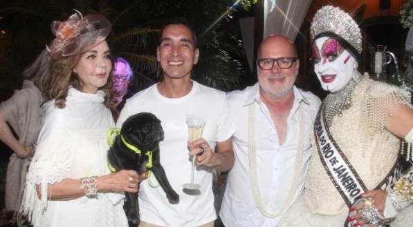 O arquiteto e decorador Eder Meneghini se casa com o chef de cozinha Hugo Oliveira