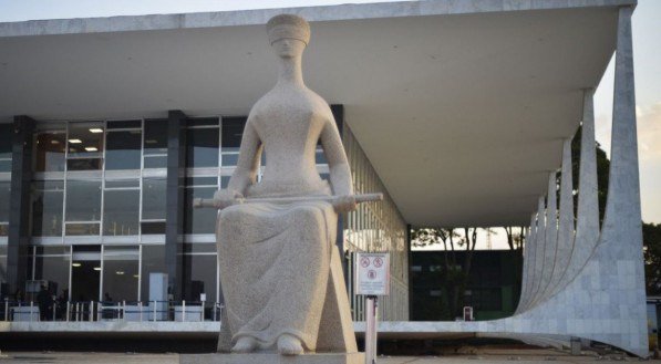 STF forma maioria para suspender pagamentos do orçamento secreto