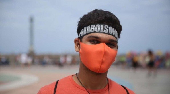 Manifesta&ccedil;&atilde;o teve concentra&ccedil;&atilde;o no Marco Zero do Recife, Centro da capital pernambucana