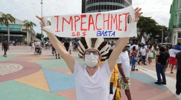 Manifesta&ccedil;&atilde;o teve concentra&ccedil;&atilde;o no Marco Zero do Recife, Centro da capital pernambucana