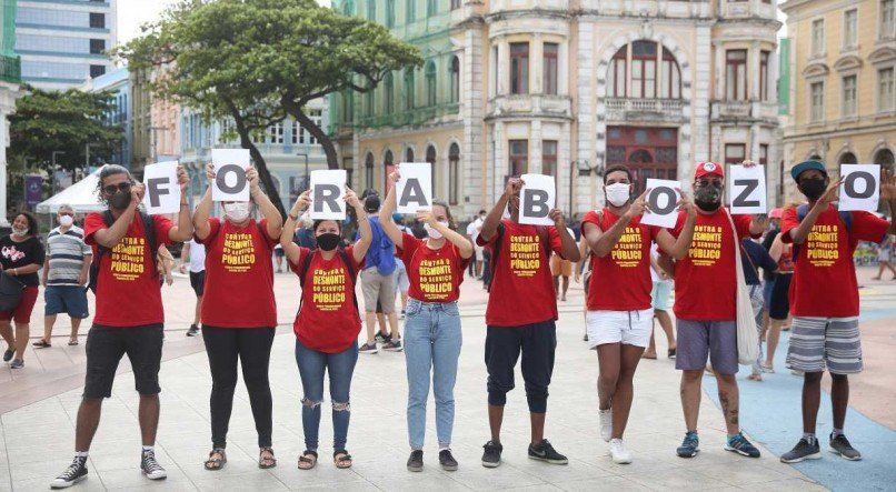 Manifesta&ccedil;&atilde;o no Recife contra o presidente Jair Bolsonaro convocado pelo MBL.