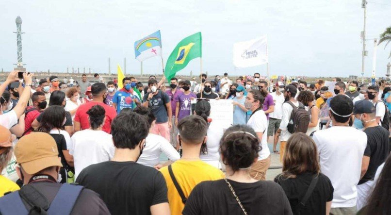 Manifesta&ccedil;&atilde;o teve concentra&ccedil;&atilde;o no Marco Zero do Recife, Centro da capital pernambucana