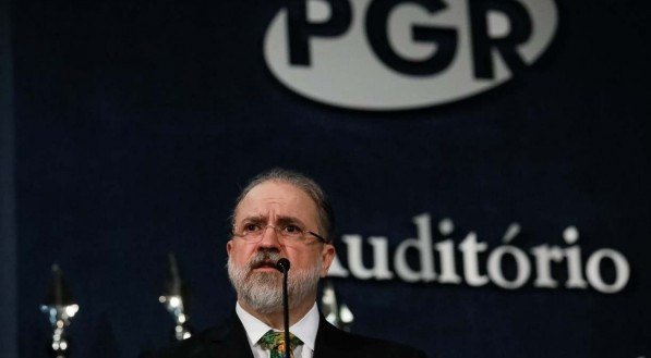 Autonomia da Constituição de 1988 permitiu aumentos, pagamentos de supersalários e demais penduricalhos 