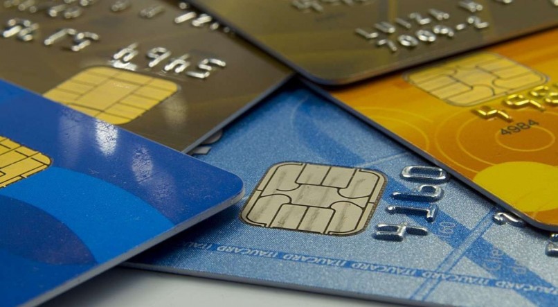 Cartão de crédito é o meio mais comum de endividamento