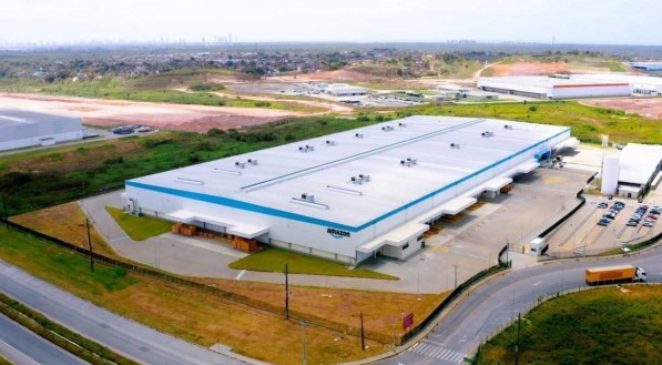 Amazon inaugura novo centro de distribui&ccedil;&atilde;o em Pernambuco.
